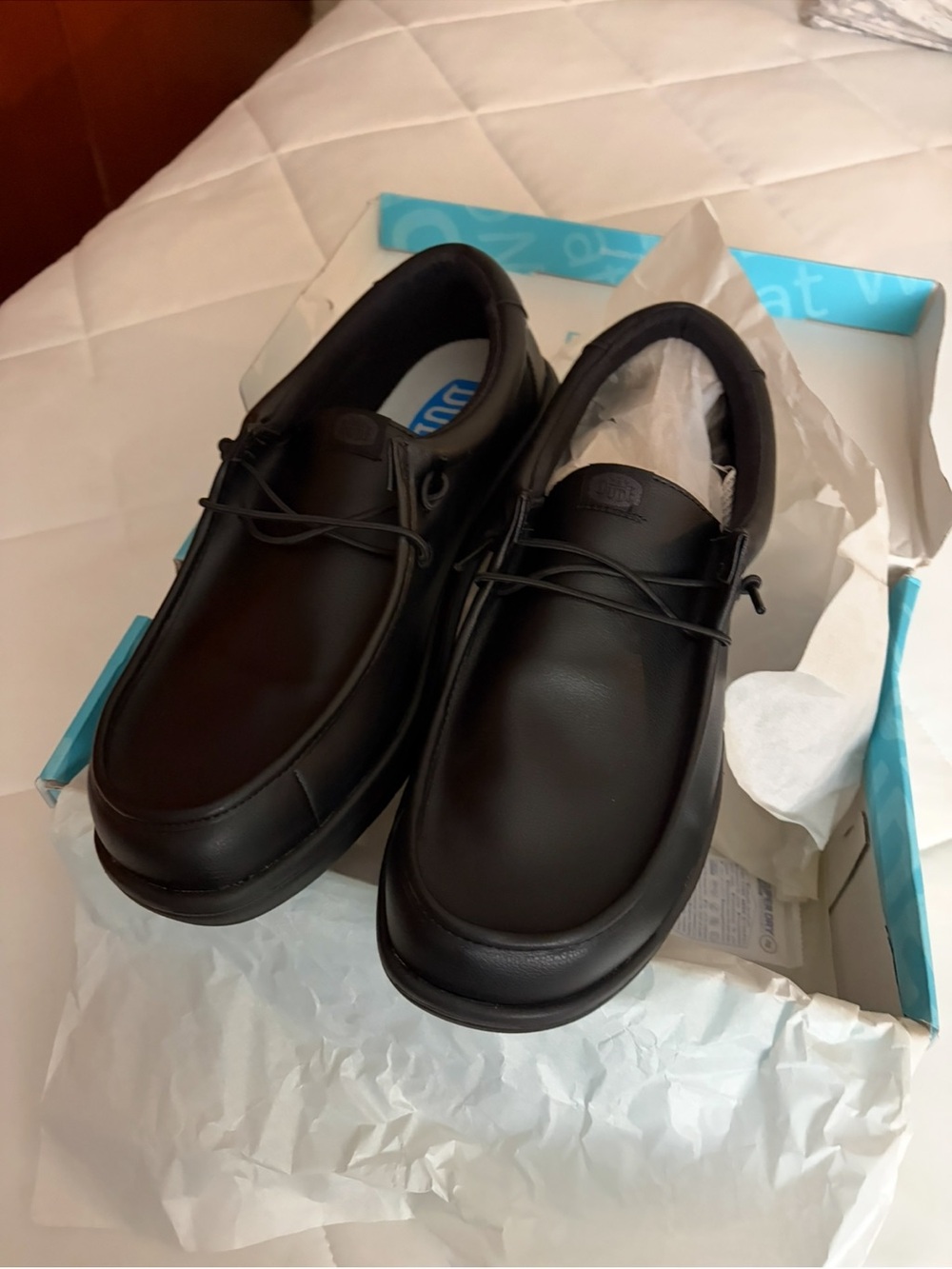 Hey Dudes Men's Classic Black Leather Casual Shoe NWT size 12